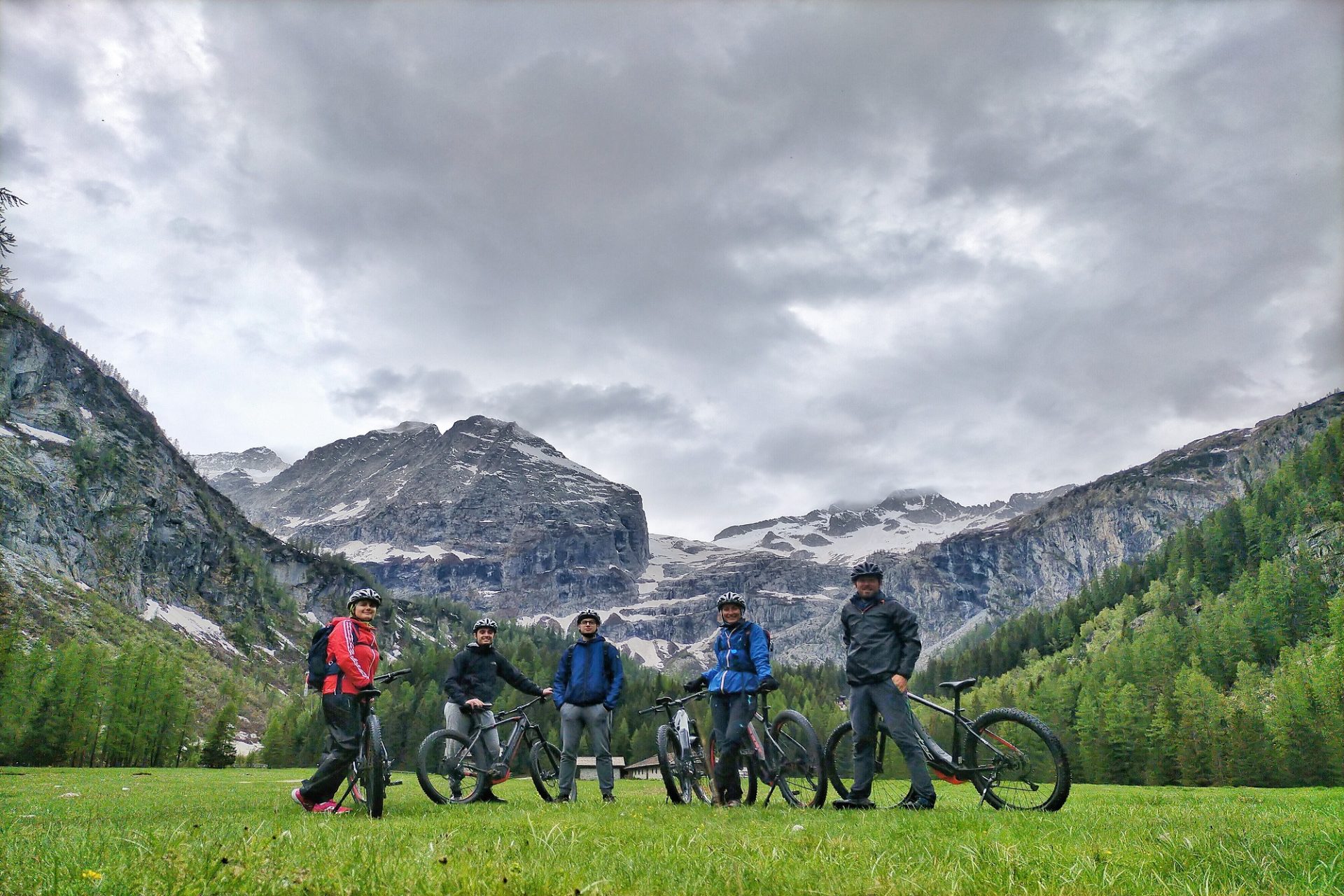 trek-mi-adamello-natural-park-genova-valley-e-bike-tour